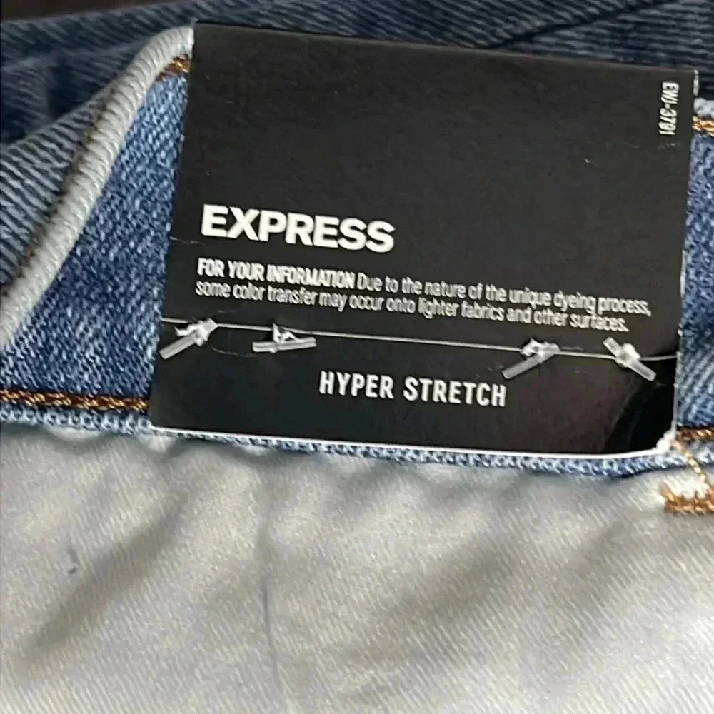 Express Light Wash Cropped Distressed High Rise Jeans Size 10 - Picture 6 of 8